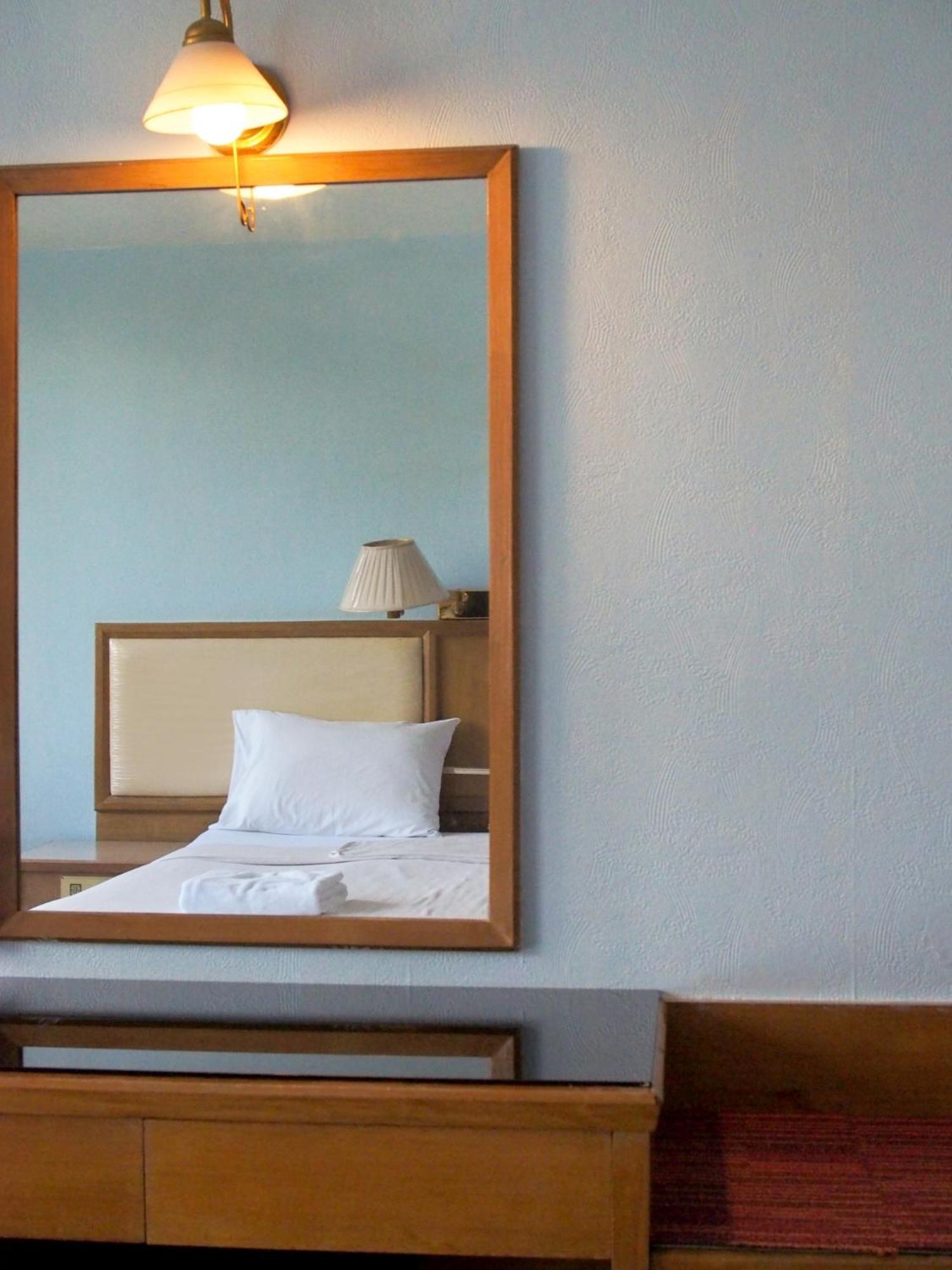 Wish Inn Chidlom - วิช อินน์ ชิดลม Makkasan Extérieur photo